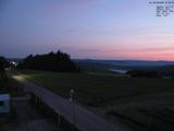 04 : 16