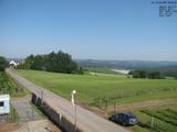 09 : 48