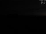 03 : 00