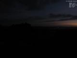 03 : 24