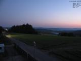 04 : 16