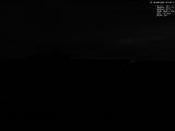 03 : 00