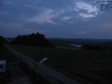 04 : 00