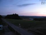 04 : 04