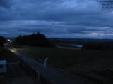 04 : 32