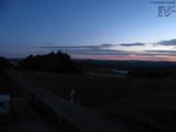 04 : 00