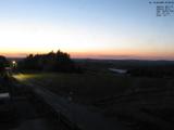 21 : 00