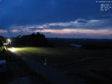 21 : 08