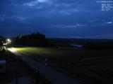 21 : 04