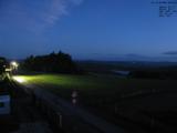 06 : 00