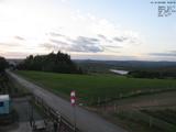 18 : 48