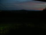 22 : 08