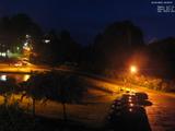 22 : 00