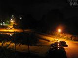 03 : 00