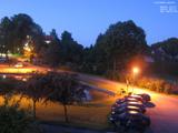 04 : 00