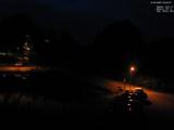 04 : 00