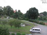 19 : 44
