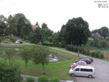 07 : 00