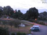 05 : 48