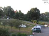 06 : 48