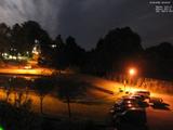 22 : 00