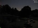 02 : 00
