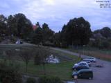 19 : 44