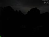 22 : 56