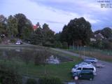 19 : 48