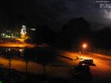 03 : 32