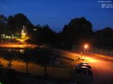 04 : 00