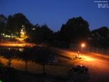 22 : 00