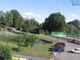 17 : 48