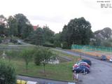 06 : 00