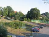 19 : 08