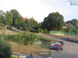 19 : 04