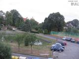 19 : 48