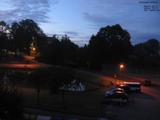 06 : 00