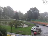 08 : 32