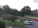 06 : 48
