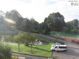 08 : 00