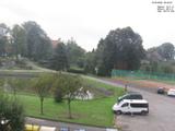09 : 40