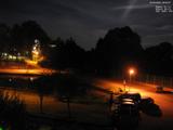 22 : 00