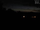 23 : 04