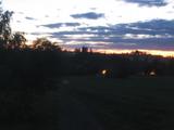 22 : 08