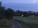 04 : 04