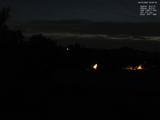 23 : 00