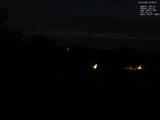 23 : 08