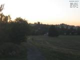 20 : 04