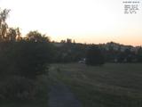 20 : 04